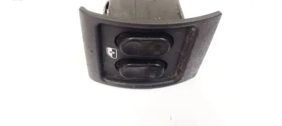 Chrysler PT Cruiser Electric window control switch OUG381DVAB 746755741