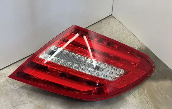 Mercedes-Benz C W204 Rear/tail lights A2049060703