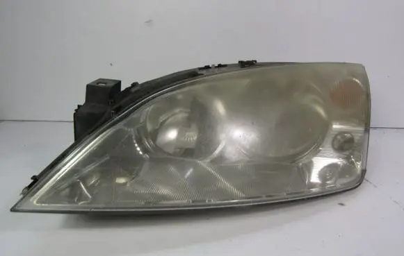 Ford Mondeo Mk III Headlight/headlamp 1S7113006AK