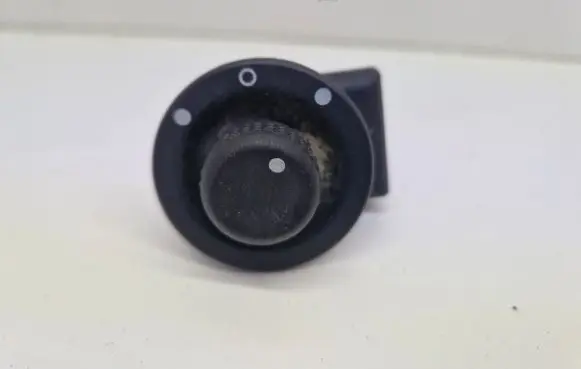 Renault Scenic II - Grand scenic II Wing mirror switch 107486