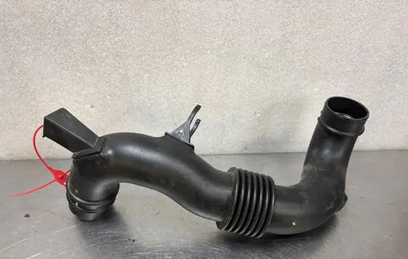 Intercooler hose/pipe