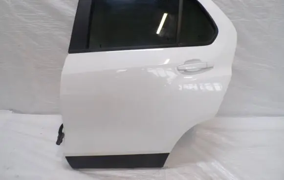 Chevrolet Trax Rear door