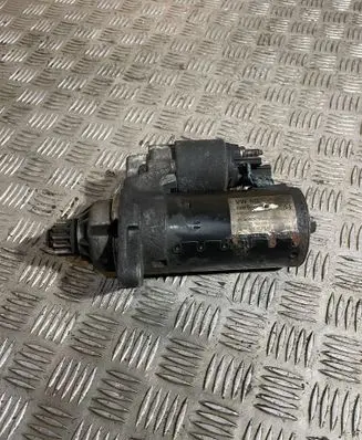 Volkswagen PASSAT B7 Starter motor 02M911023 20012012 0001153009