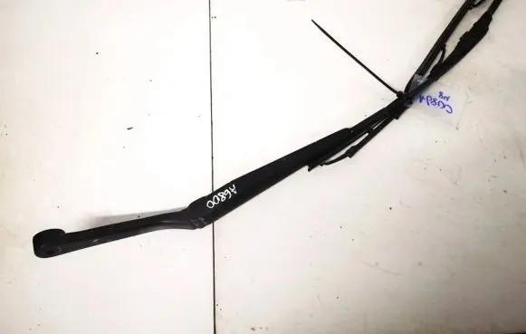 SsangYong Rexton Front wiper blade arm y200lhd