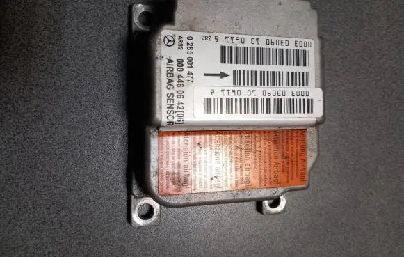 Mercedes-Benz Vito Viano W638 Airbag control unit/module 0004460642 0285001477