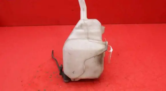 Honda Civic Windshield washer fluid reservoir/tank