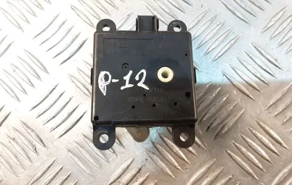 Nissan Primera Air flap motor/actuator 3T05030820