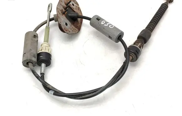 KIA Carnival Gear shift cable linkage 4D0007F26