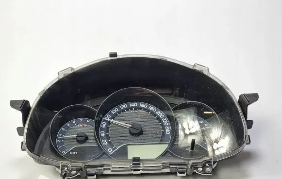 Toyota Auris E180 Speedometer (instrument cluster) 83800-0Z260