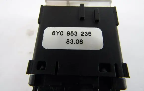 Skoda Fabia Mk1 (6Y) Hazard light switch 6Y0953235