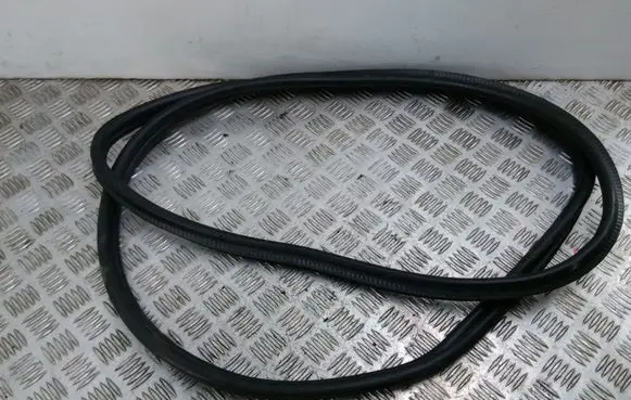 BMW 7 F01 F02 F03 F04 Trunk rubber seal (body) 