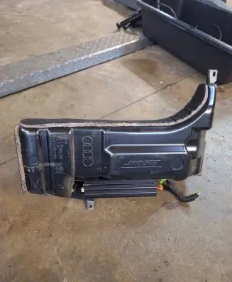 Audi A6 S6 C5 4B Subwoofer speaker 4B9035382A 294082