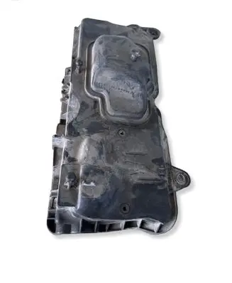 Renault Master III Rocker cam cover 175B18320R