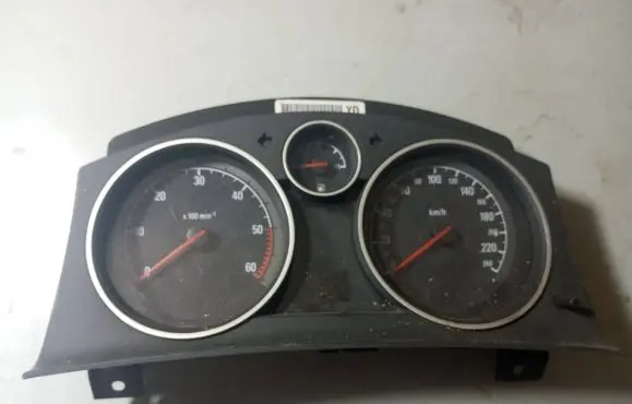 Opel Zafira B Speedometer (instrument cluster) 13309003 SW7655