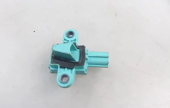Audi A4 S4 B8 8K Airbag deployment crash/impact sensor 8K0955557C 5WK4380902