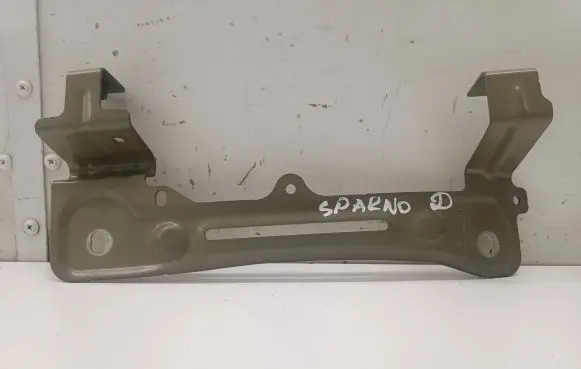 Fender mounting bracket