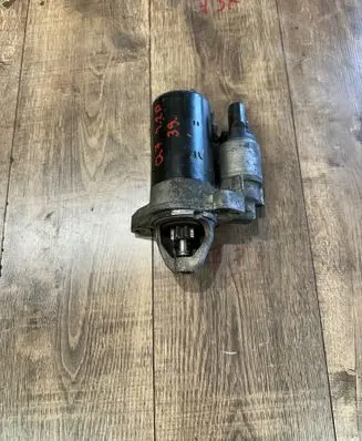 Audi Q7 4L Starter motor 0001108237