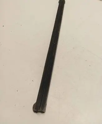 Ford Ranger Rubber seal rear door window/glass 