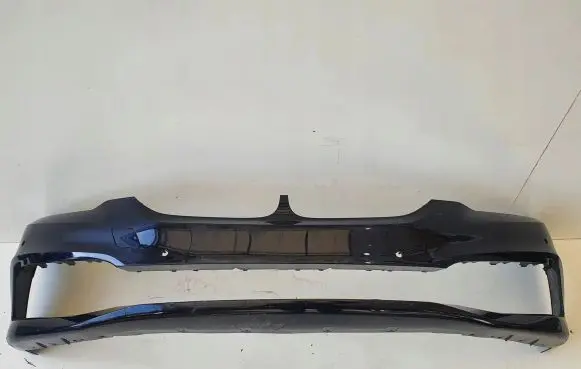 BMW 5 G30 G31 Front bumper 7385336