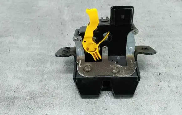 KIA Ceed Tailgate lock latch 