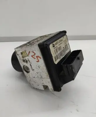 Volkswagen PASSAT B6 ABS Pump 3C0614095A