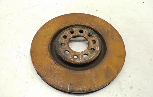 Jeep Cherokee Front brake disc