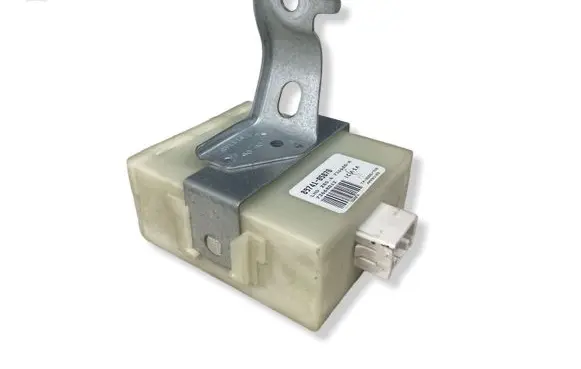 Toyota Avensis T250 Door control unit/module 8974105070