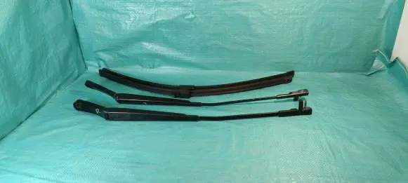 Volkswagen Touran I Headlight wiper blade set 1T0955409A 1T0955410A