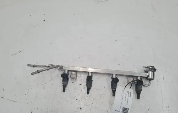 Audi A3 S3 8L Fuel main line pipe 06A133317E 06A906031D