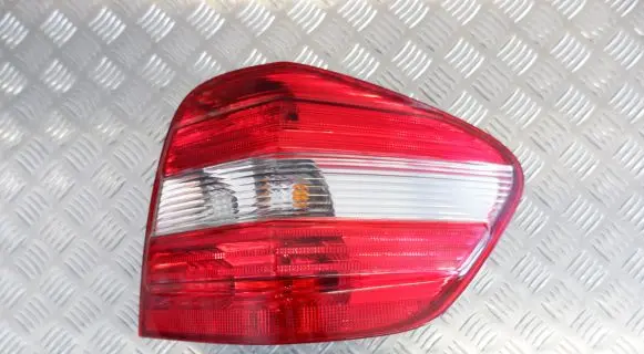 Mercedes-Benz ML W164 Rear/tail lights