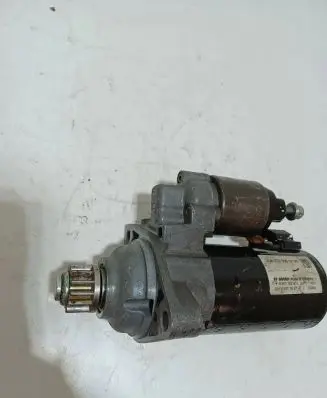 Mercedes-Benz A W176 Starter motor A2709060700
