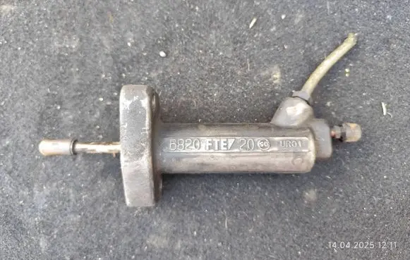 Mini One - Cooper R50 - 53 Clutch slave cylinder 6764691 1404202522 6820