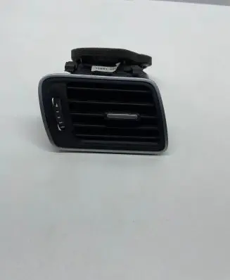 Volkswagen PASSAT B7 Dash center air vent grill 3AC819702A
