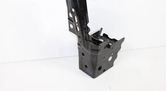 Opel Insignia B Radiator support slam panel bracket 84129306 1361590801