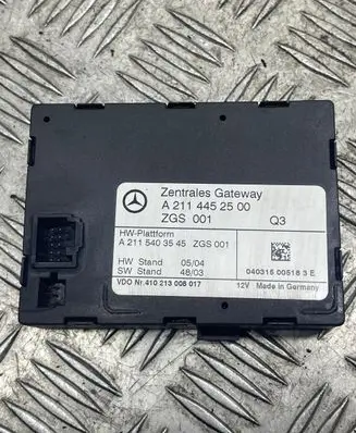 Mercedes-Benz E W211 Gateway control module A2115403545 A2114452500