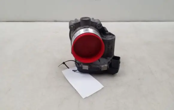 BMW 5 F10 F11 Throttle valve 7555944
