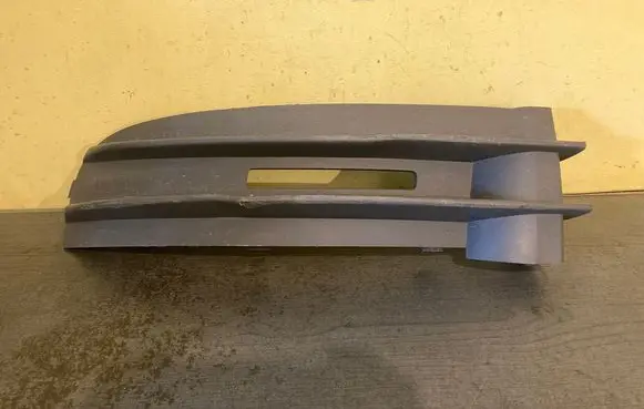 Volkswagen Caddy Front bumper lower grill 2K0853683