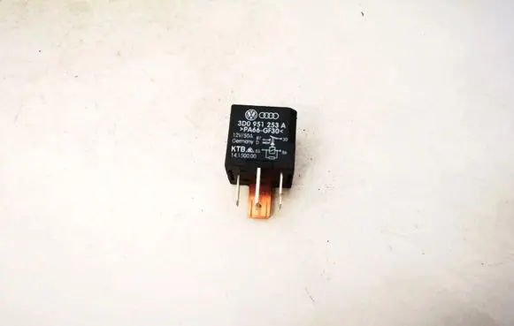 Volkswagen Touran I Other relay 3d0951253a