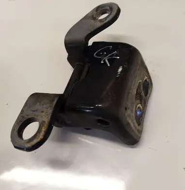 Honda Insight Rear door lower hinge 