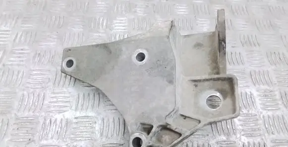 Volvo XC60 Engine mounting bracket 6G926P096ED