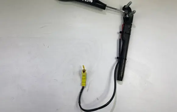 Opel Antara Front seatbelt buckle 910028294
