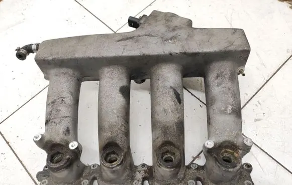 Audi A4 S4 B6 8E 8H Intake manifold 06B133223AC 06B905379A