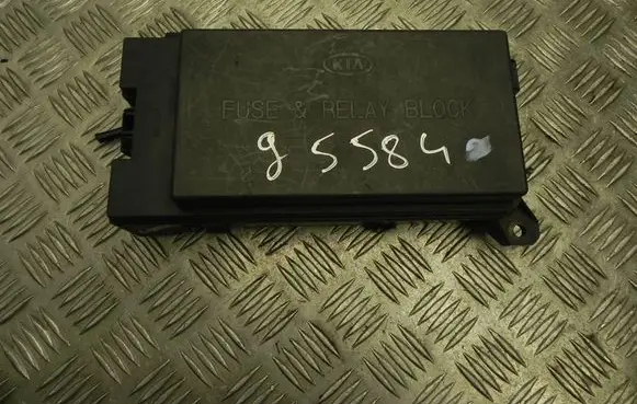 KIA Sorento Fuse box set 911603E040
