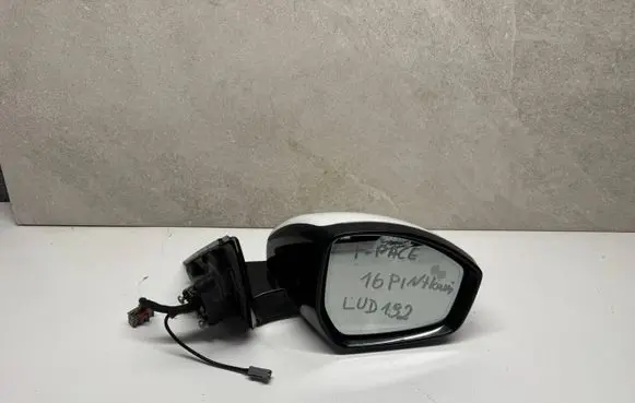Jaguar F-Pace Front door electric wing mirror X761LUD192