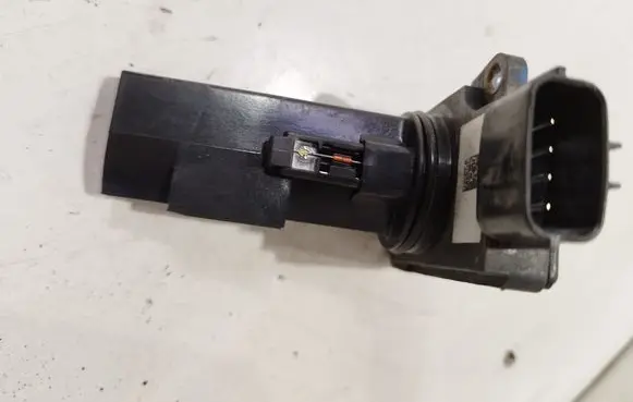 Suzuki Ignis Mass air flow meter E5T60371