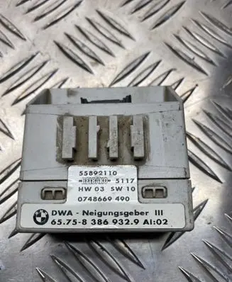 BMW 5 E39 Yaw turn rate sensor 8386932