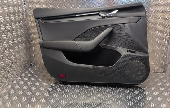 Skoda Octavia Mk4 Front door card panel trim 5E4867011 5E4867011P1 904095