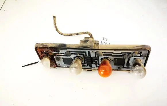 Chrysler Voyager Tail light bulb cover holder 15367500 153675-00