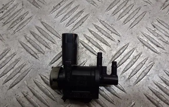 Seat Leon (1M) Vacuum valve 1J0906283C