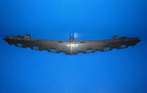 Mercedes-Benz C W205 Front bumper mounting bracket A2058851165